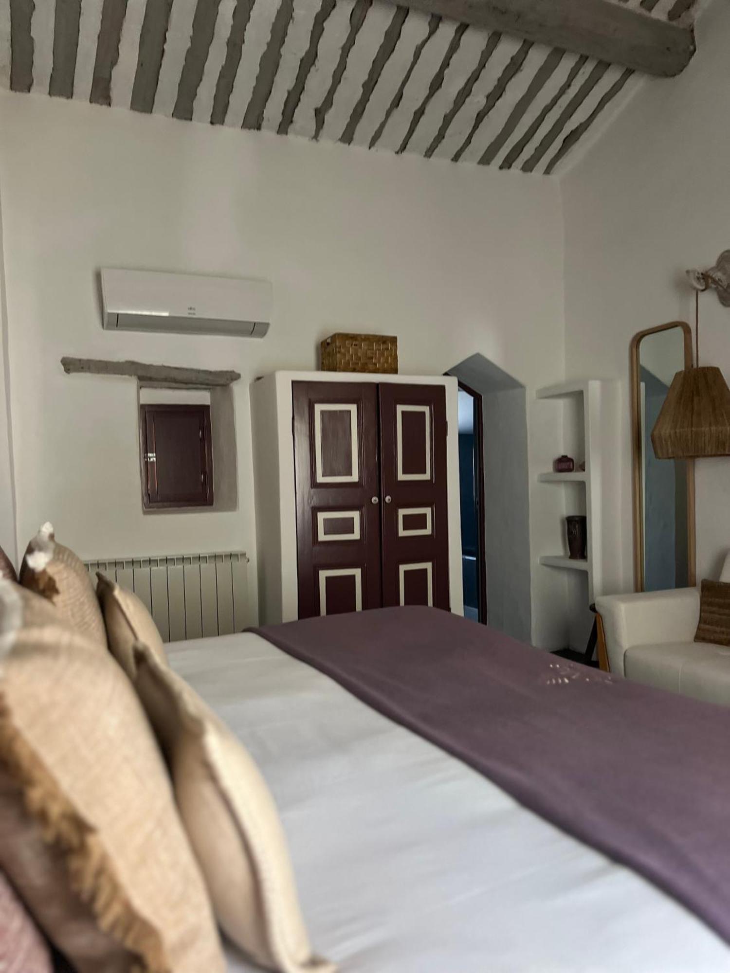 ボニユー ル クロ レ ゼダン Bed & Breakfast エクステリア 写真