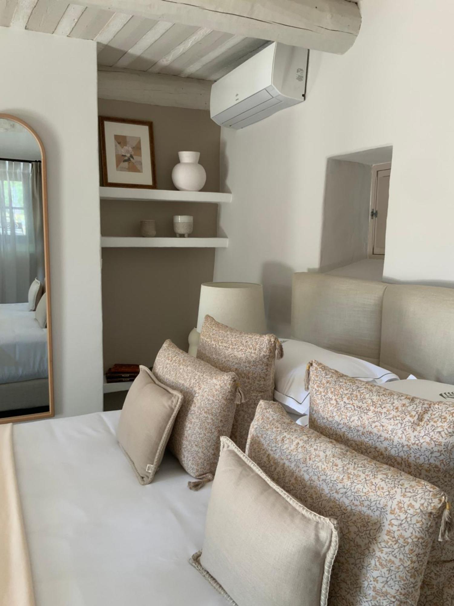 ボニユー ル クロ レ ゼダン Bed & Breakfast エクステリア 写真