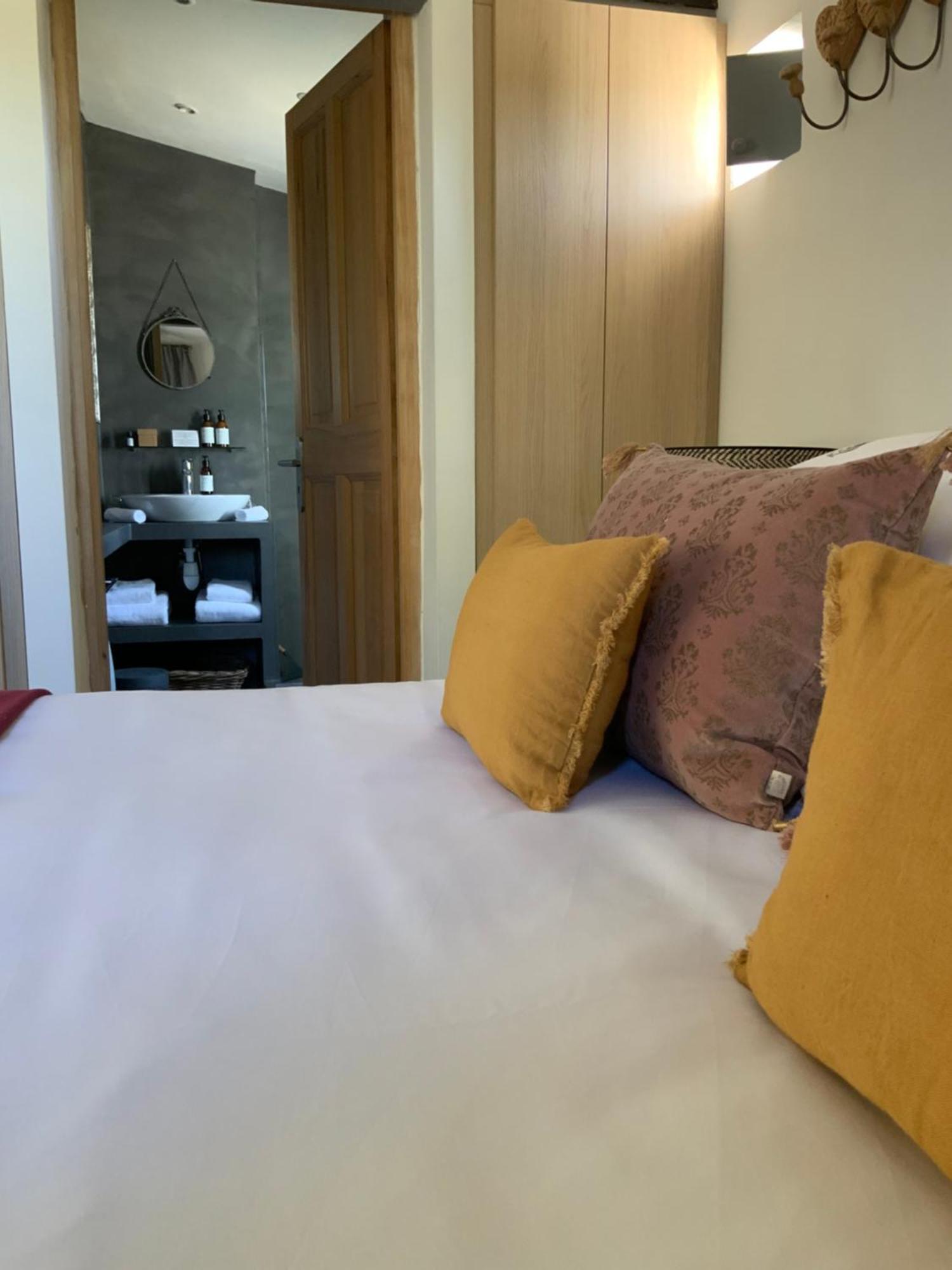 ボニユー ル クロ レ ゼダン Bed & Breakfast エクステリア 写真